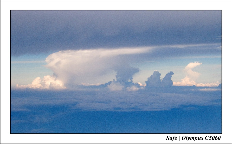 2006 - 07 - Kuala Lumpur - Nuages 09